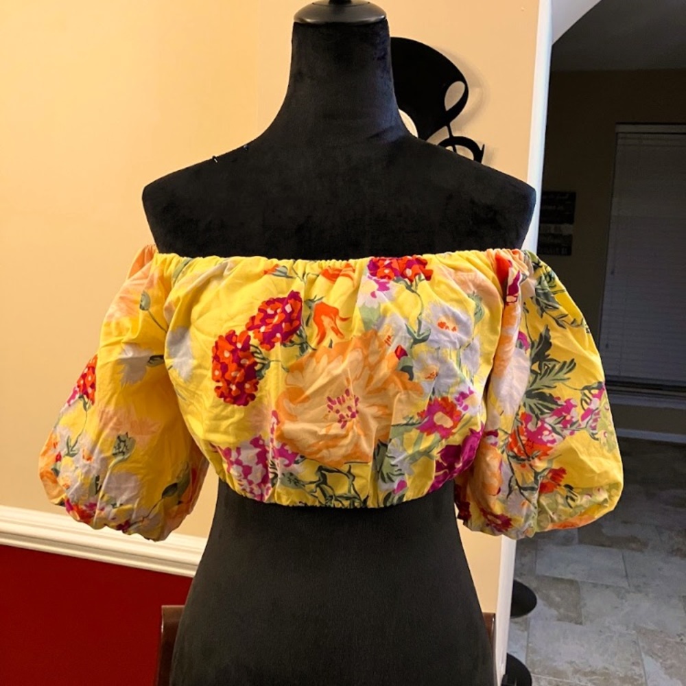 H&M Floral Off-the-Shoulder Top